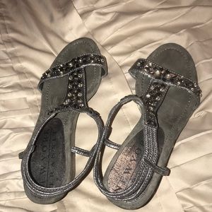 Gorgeous sliver wedge sandal